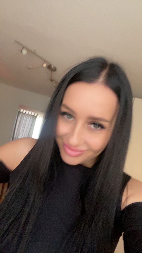 Natasha - 079 933 31 19 - ANWESEND