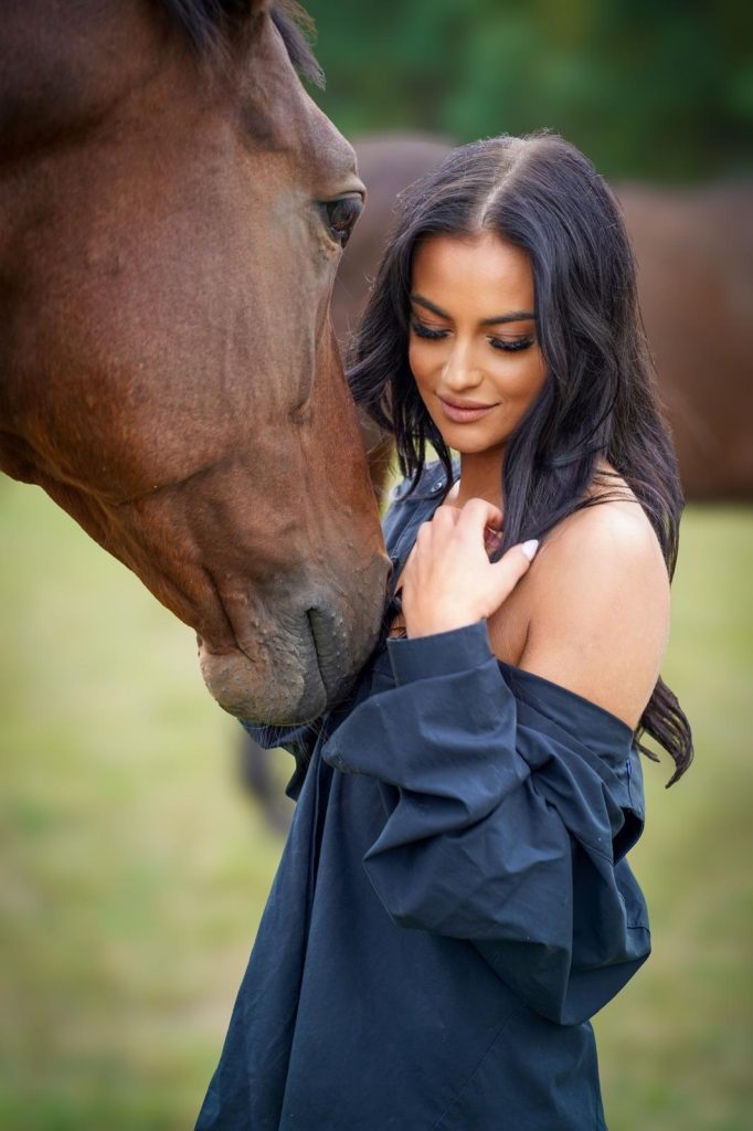 Olivia - 076 525 61 16 - ANWESEND